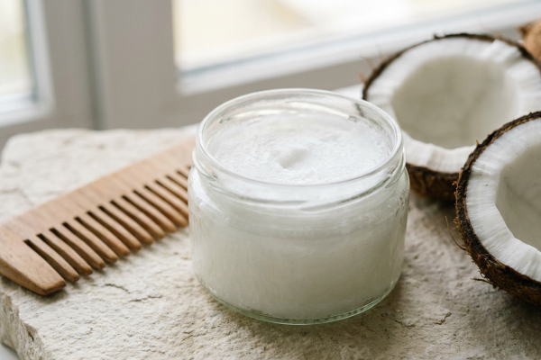 Coconut Oil for Hair: The One Oil With Real Penetration Data