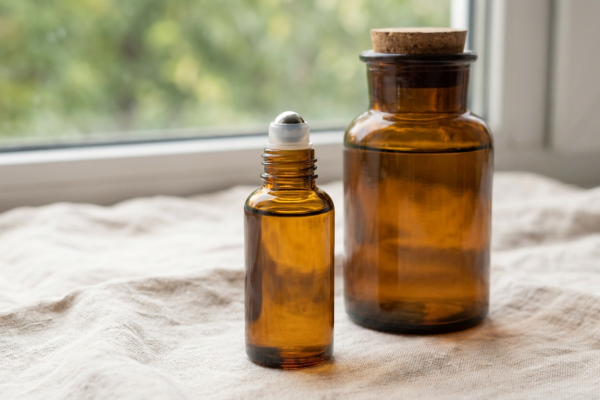 Castor Oil Roll On: Does the Applicator Change the Results